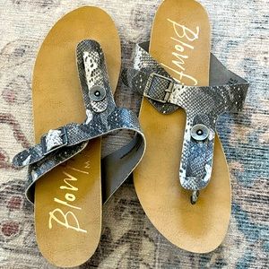 Blowfish T-strap Sandals